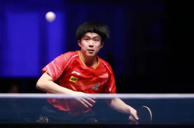 往往更偏向 往往更偏向