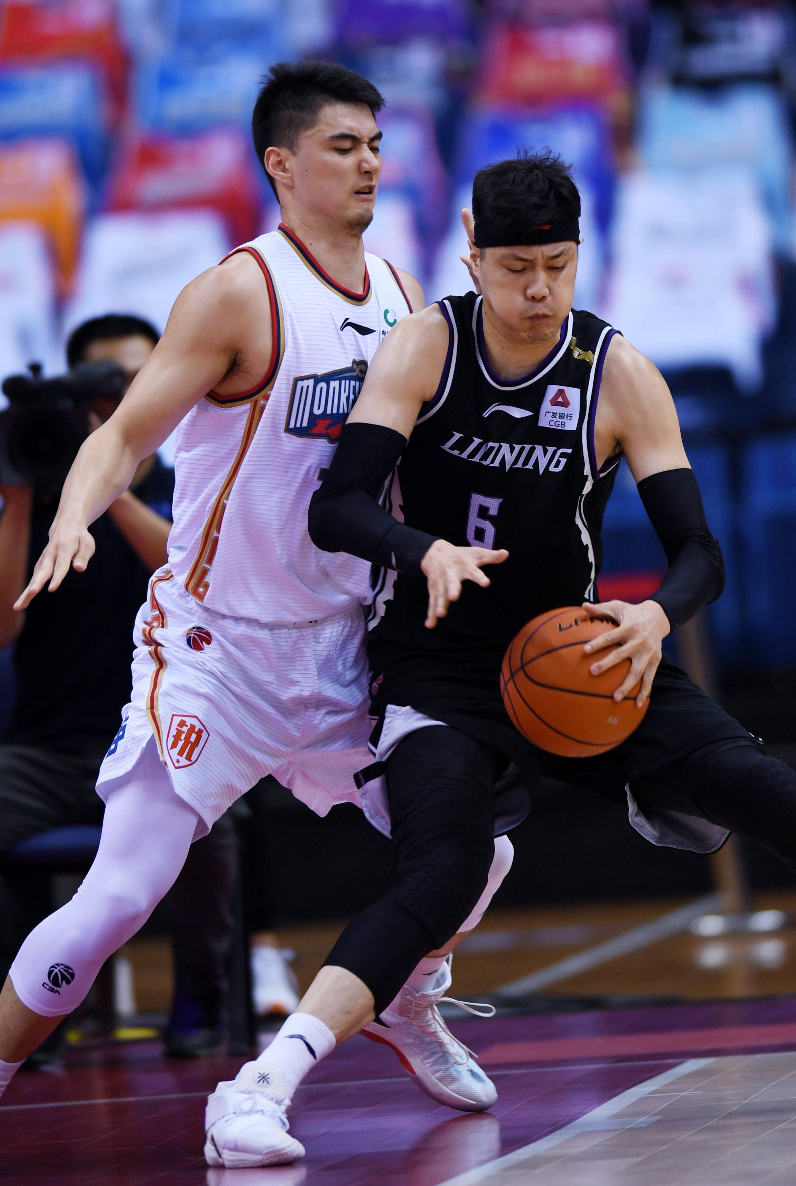 历史为何总 历史为何总