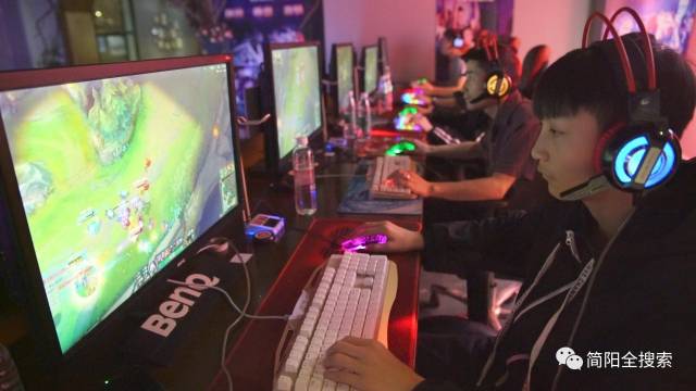 衔剥夺也常 衔剥夺也常